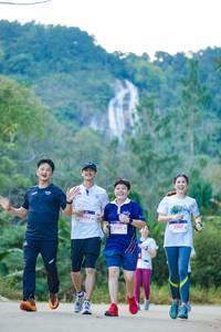 BIB: 
                            <button type="button" onclick="openModal(18881267)" class="btn btn-primary btn-sm float-right btn-popup" data-toggle="modal" data-target=".modal-high-quality">
                        <i class="fas fa-shopping-cart"></i> Add to Cart
                    </button>
                                            <button type="button" onclick="isThisMe(18881267, true)" class="btn btn-success btn-sm float-right btn-popup btn-isme hidden" data-toggle="tooltip" data-placement="bottom" title="นี่คือรูปของคุณใช่ไหม คลิกที่นี่เพื่อเอาเข้าอัลบั้ม">
                        <i class="fas fa-plus"></i> Add to album
                    </button>
                    <button type="button" onclick="isThisMe(18881267, false)" class="btn btn-warning btn-sm float-right btn-popup btn-isnotme hidden">
                        <i class="fas fa-ban"></i> Remove from album
                    </button>